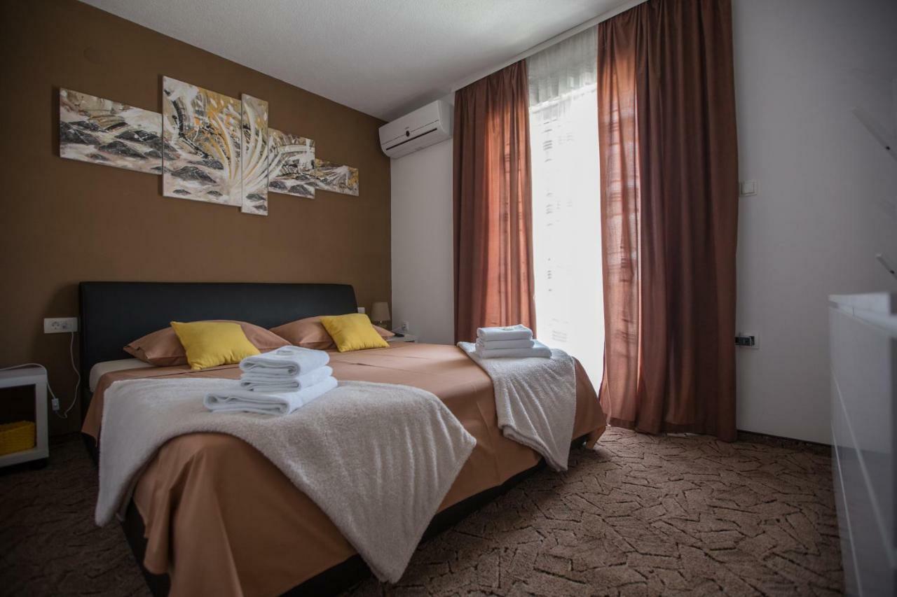 Luxury Apartment With Private Heated Pool Šibenik Екстериор снимка